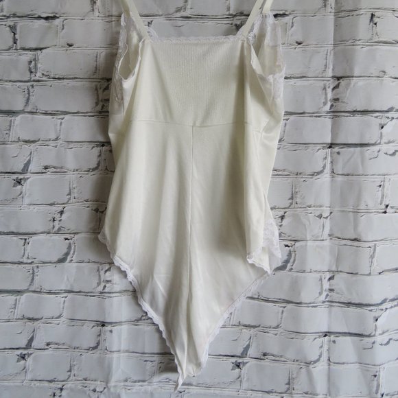 Vintage 1990s White Lace High Cut One Piece Baby Doll - Picture 3 of 10